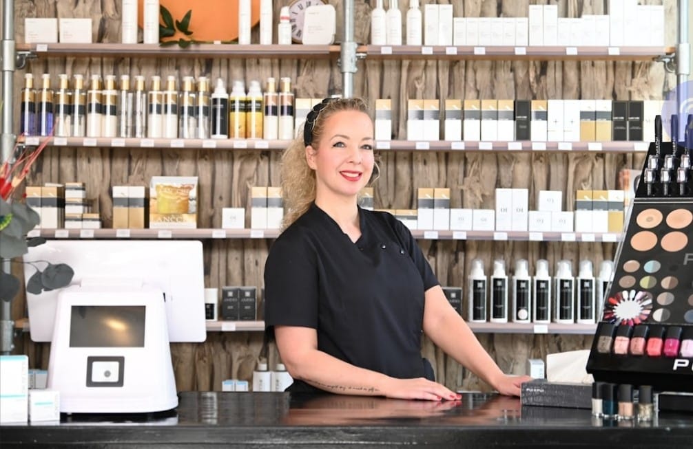 Kimberly in de salon van SK Beauty Experts in Breda